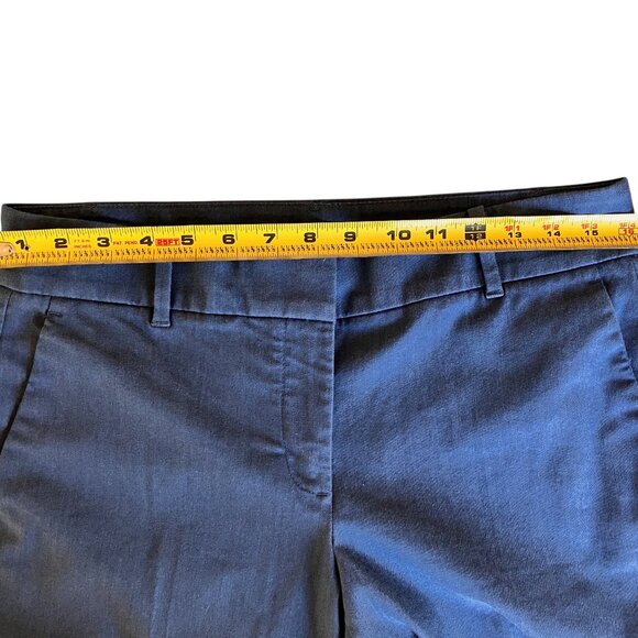 Ann Taylor Bermuda Shorts Size 4 Curvy Chambray Blue Flat Front medium weight - Picture 7 of 11